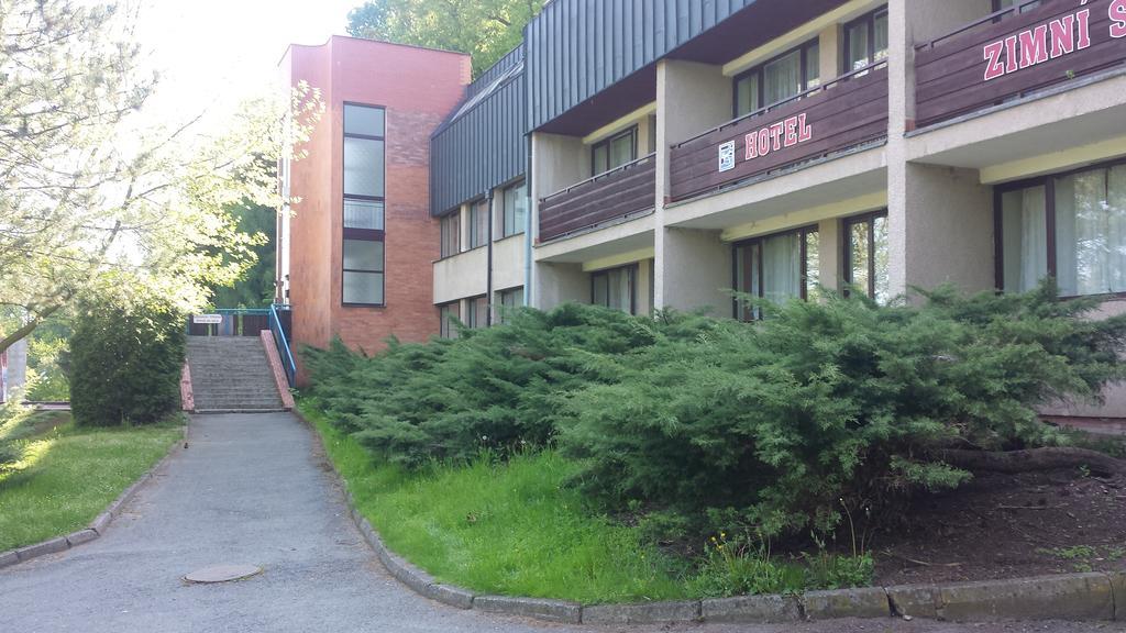 Hotel Zimni Stadion Nachod Exterior photo